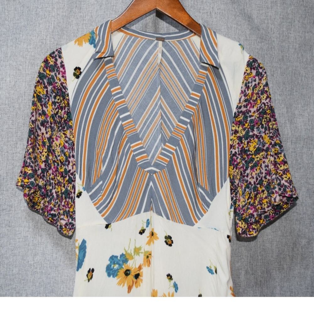 Free People Mixed Print Mini Dress Floral Striped Boho Short Sleeve Size 4 - Picture 2 of 5